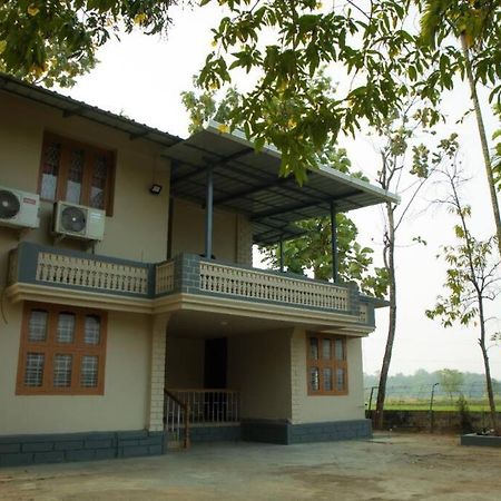 Heal Hive Homestay Palakkad Exterior photo